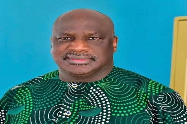 Nigerian Senator slumps, dies of heart attack