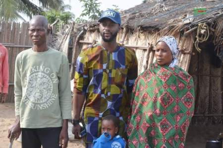 YULETIDE; RAK FOUNDATION PIONEER, OGUNLENDE VISIT VICTIMS OF FIRE OUTBREAK AT ASAKPO IN BADAGRY • Promised to rebuild the burnt house before New Year