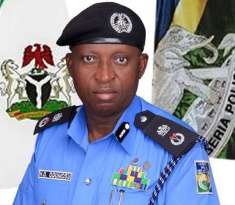 LAGOS SECURITY TOWN HALL MEETING: ‘NOBODY CAN WORK WITHOUT TOOLS’ – CP ODUMOSU; COMMENDS LSSTF, WANTS CITIZENS TO DONATE