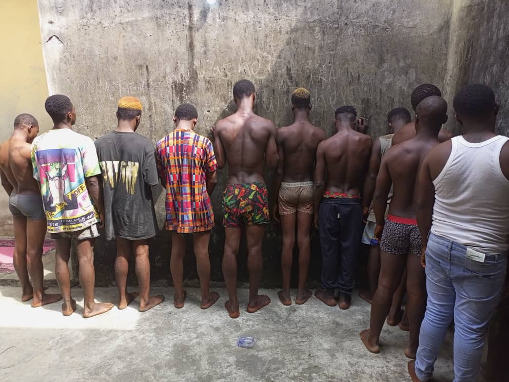 Delta police command arrest 11 suspected cultist, recovers pump action guns, 11 live cartridges