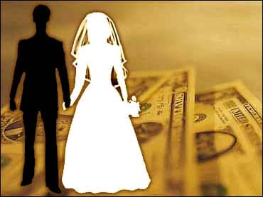 Woman Who Connived With Manfriend To Scam Husband Gets Duped