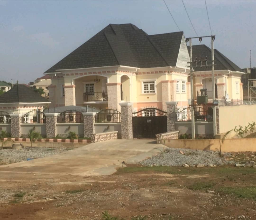 Arthur Eze Offers Nephew’s Abuja House For Sale, Illegally Evicts Family