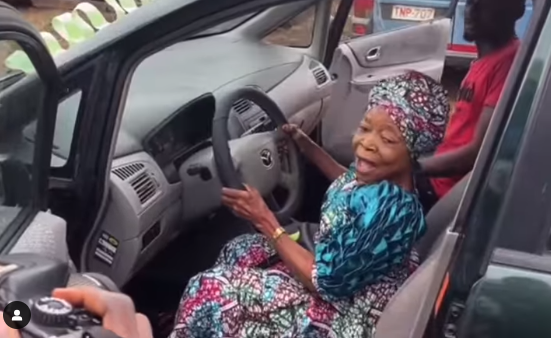 Iya Gbonkan, receives car gift from her UK fan