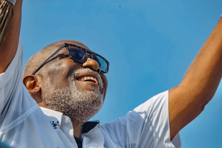 Governor Akeredolu Returns To Nigeria