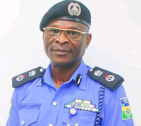 ARREST OF SUSPECTED NOTORIOUS CULTISTS. CP ORDER MORE COVERT OPERATION IN SAGAMU