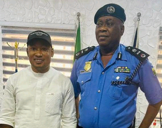 Olori Odo Ijora Alhaji Olawale Riliwan Paid Courtesy Visit To AIG Durosinmi Olatoye