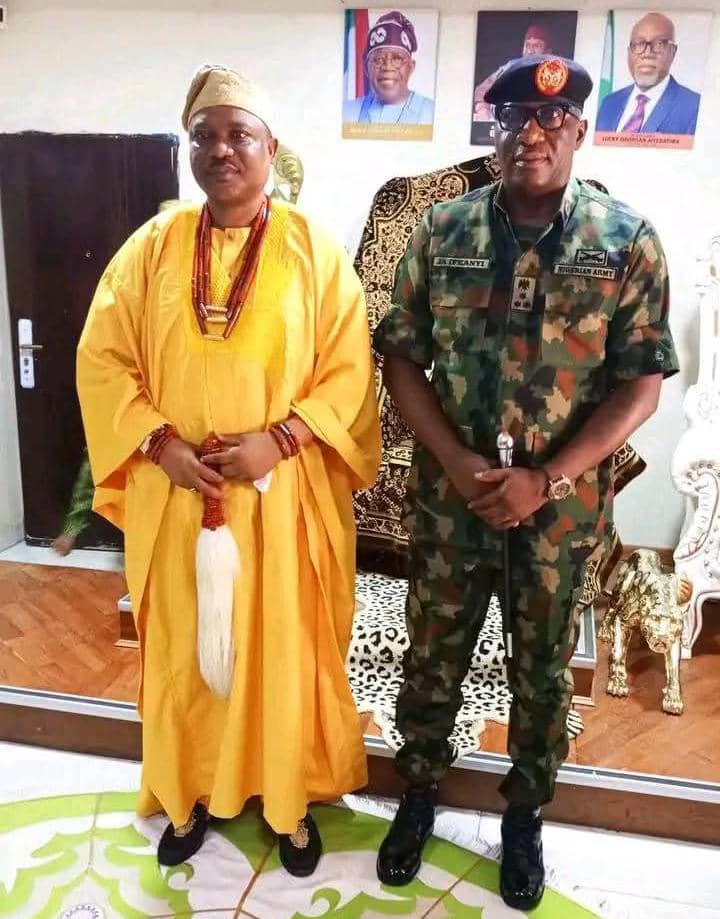 Olowo Of Owo Receives New Brigade Commander