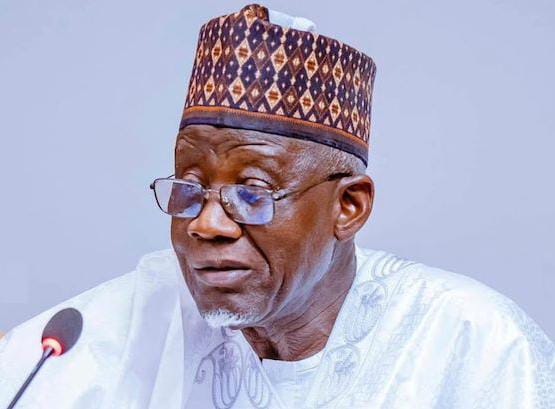 FG moves to avert strike, summons PENGASSAN, Dangote to Monday truce meeting
